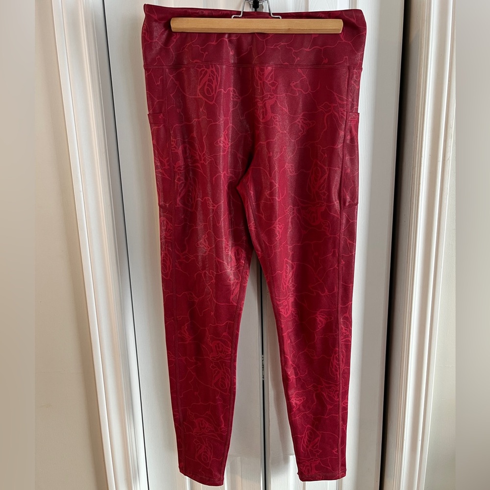 NWOT Black Rose Light n Tight Hi-rise Legging 28"